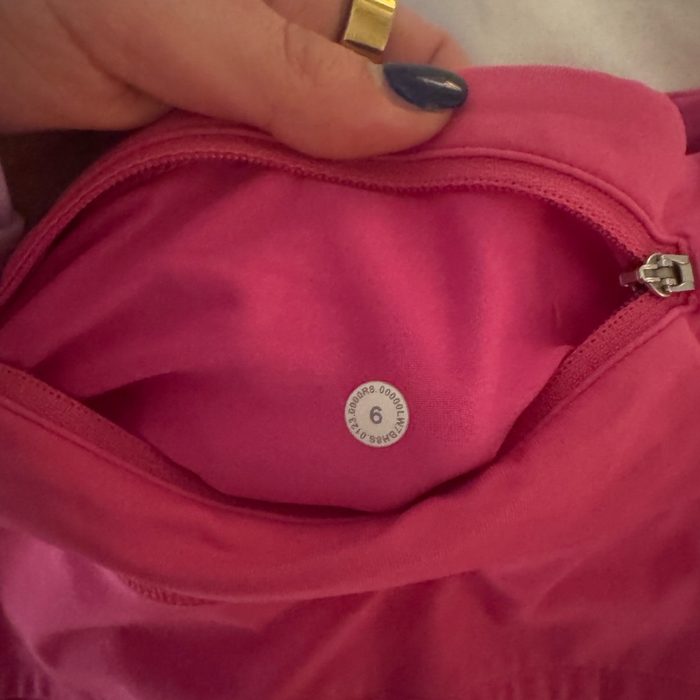 lululemon speed up high rise lined shorts 2.5”, size 6!